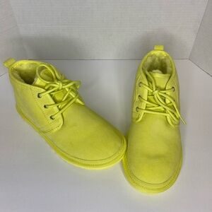 UGG Women's Cozy Neumel, Suede Ankle Lace-Up Boots/Round Toe, Rubber Soles. New